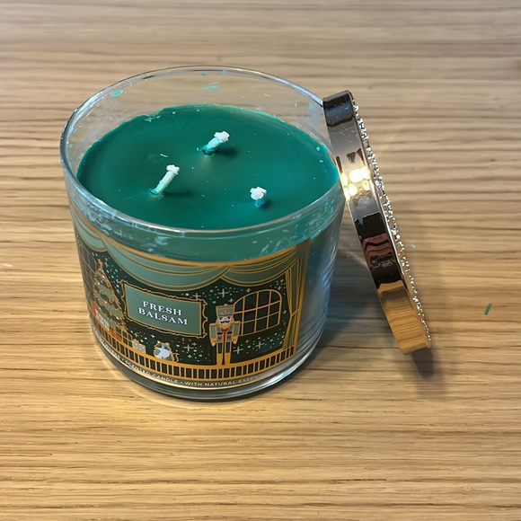 Bath & Body Works 3 Wick Candle. Fresh Balsam. - Picture 2 of 3